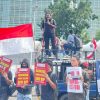 Organisasi Mahasiswa Gelar Aksi Kritik Terhadap Diplomasi Luar Negeri Prabowo-Gibran.