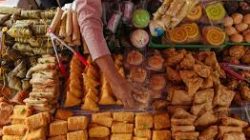 Berburu Takjil Autentik di Pasar Lama Serang: Dari Ketan Bintul hingga Warisan Sultan