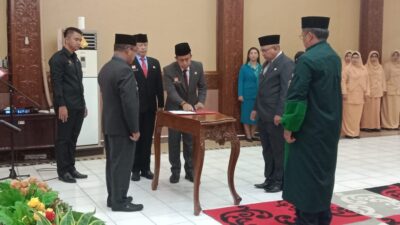 Aswin Khatib Resmi Dilantik sebagai Pj Sekda yang Baru, Ini Pesan Pj Bupati