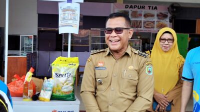 Jelang Nataru, Bulog Sanggau Siapkan 500 Paket Sembako Gelar Operasi Pasar Murah
