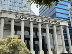 Ketua MK: Hak Keuangan Pejabat Harus Pertimbangkan Kondisi Ekonomi Masyarakat