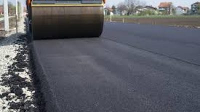 78% Aspal Masih Impor, Pemerintah ‘Paksa’ Proyek Jalan Gunakan Asbuton