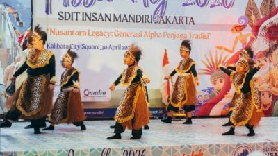 Bikin Heboh! Anak SDIT Insan Madiri Tampil di Mall, Aksi Budaya Mereka Tuai Pujian